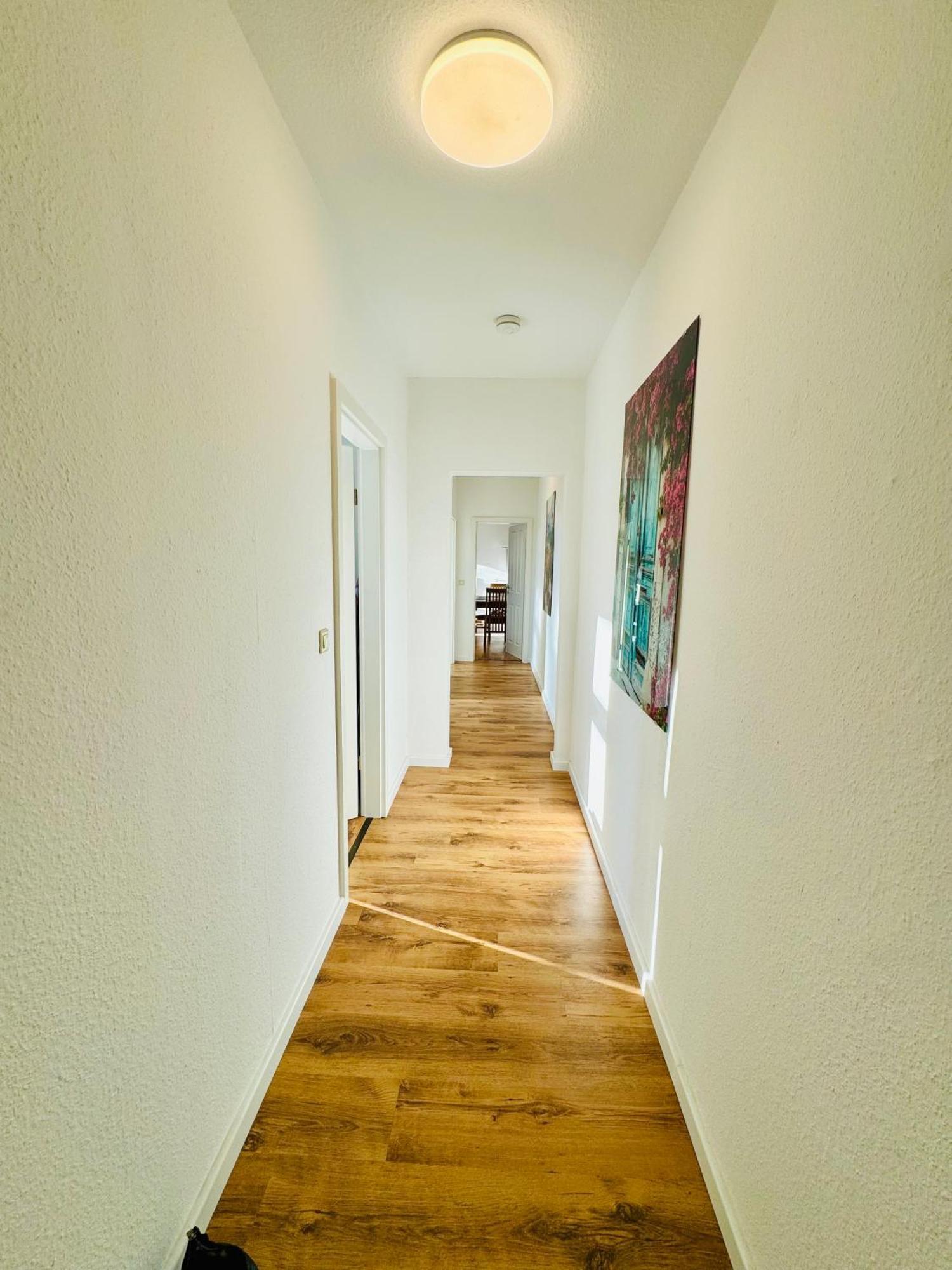 Schicke Wohnung Im Gruenen Hinterhof Schwerin  Exterior photo
